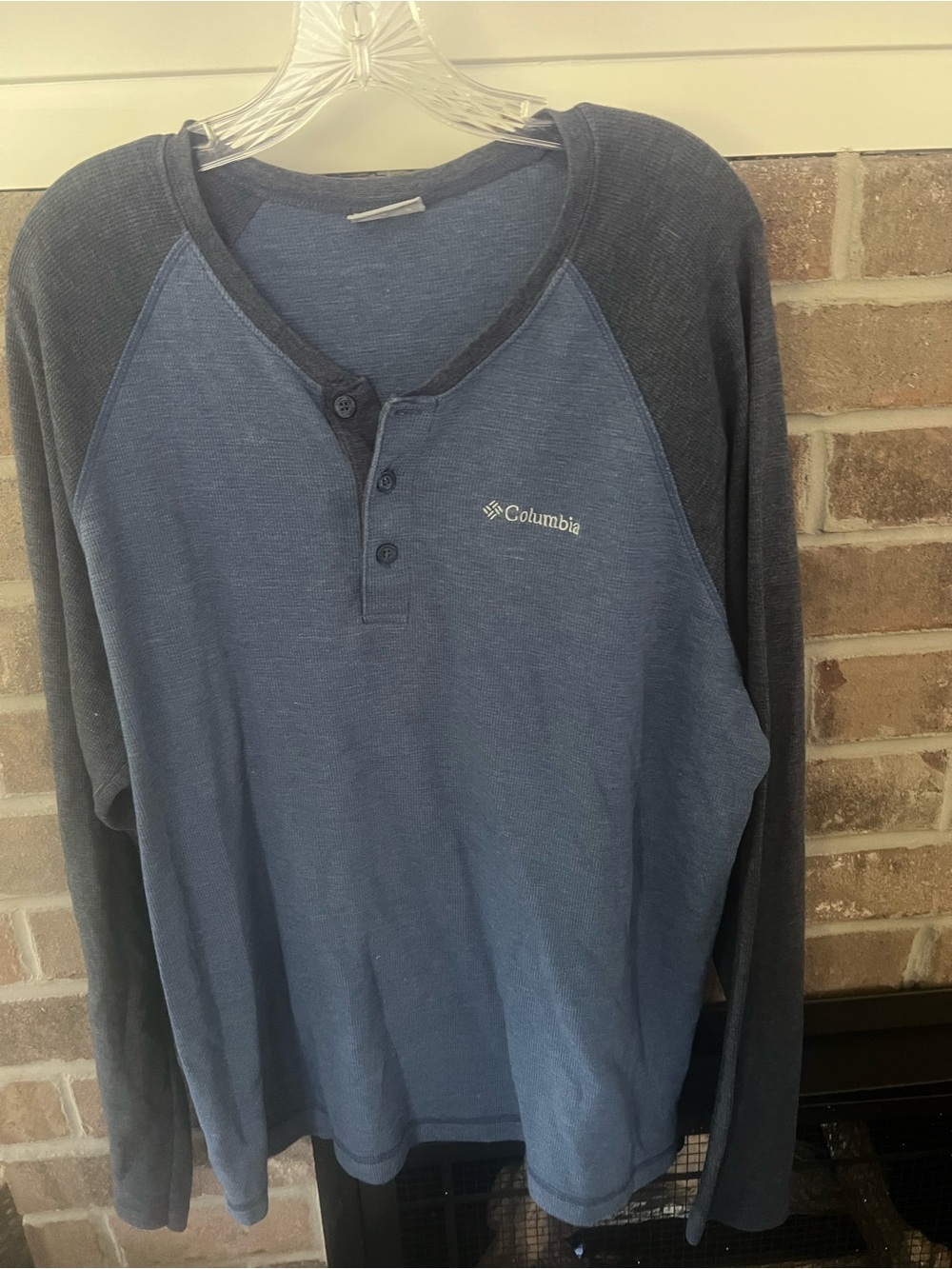 Columbia Men's Two-Tone Navy and Blue Henley Long-Sleeve Shirt